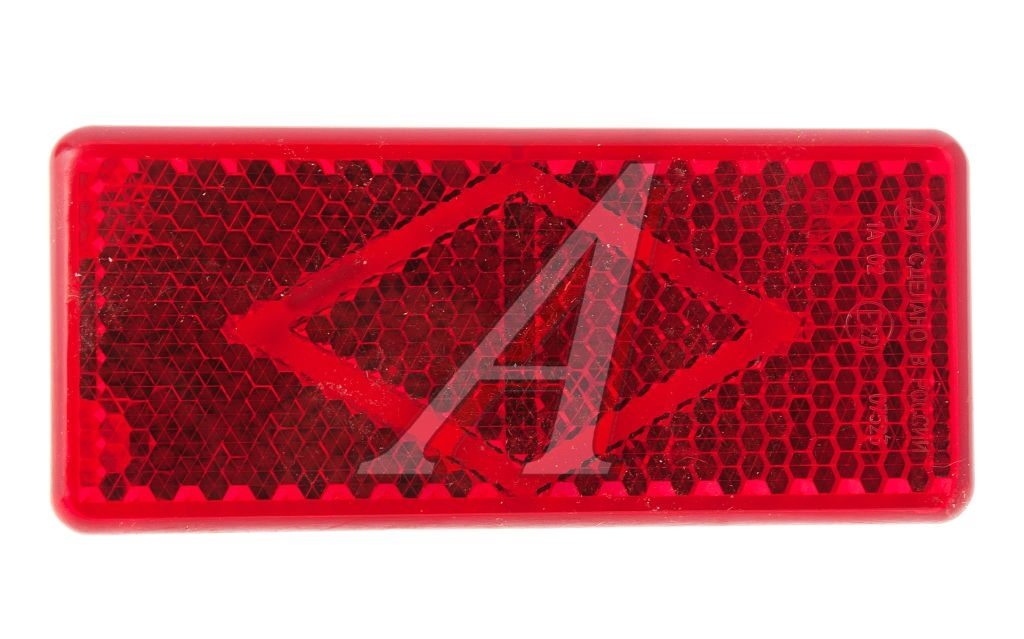 Катафот ГАЗ-3302 красный 121х52 (рисунок ромб, крепление 1 винт) АЭК