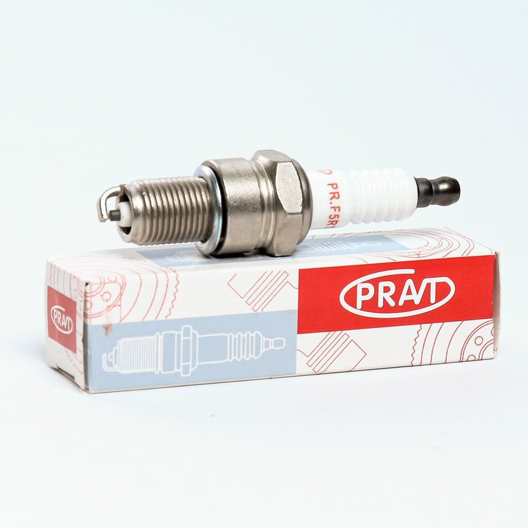 Свеча зажигания ЗМЗ-406 PRAVT